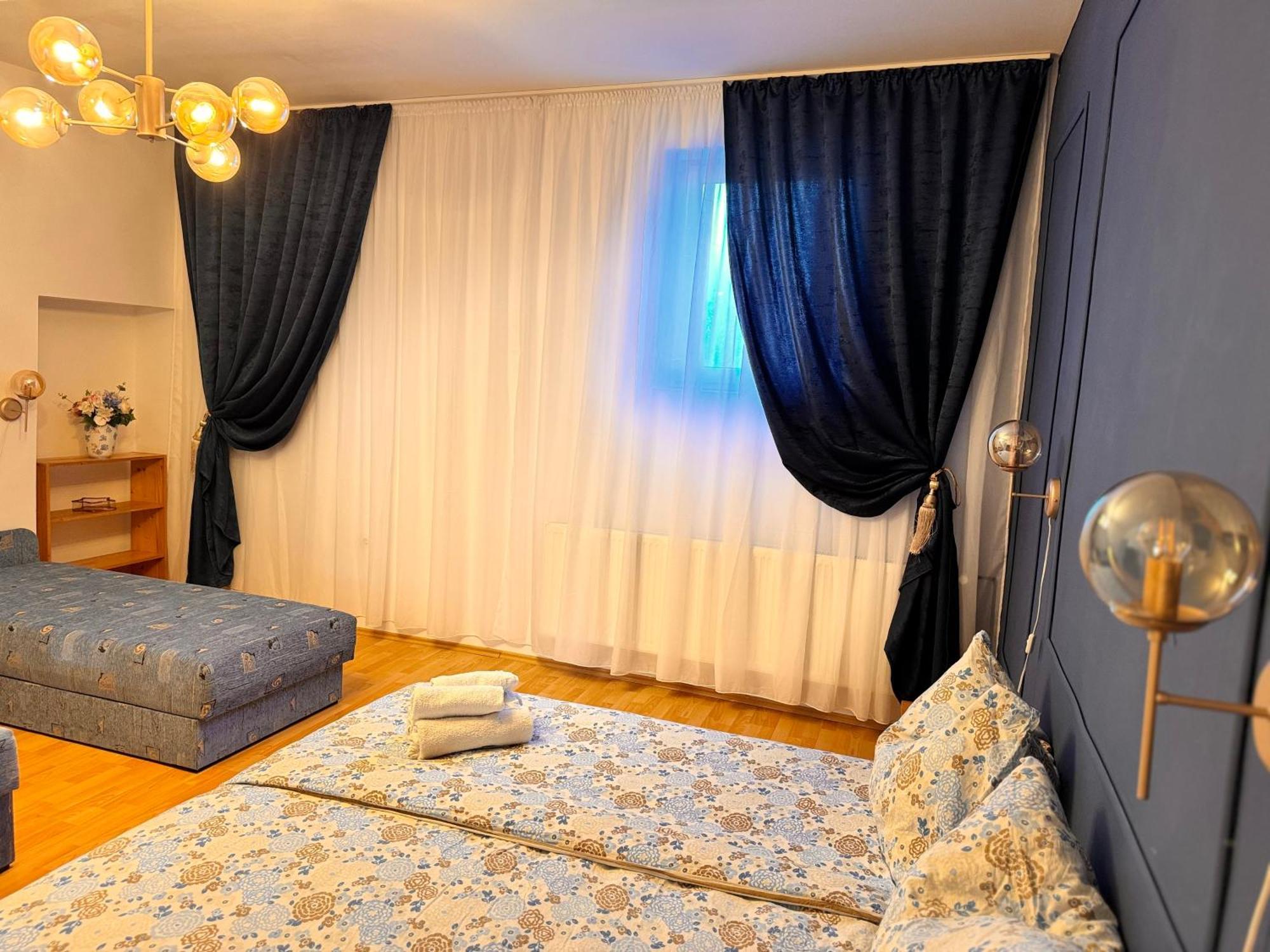Pensiunea Schwartzy Hotel Makó Exterior foto